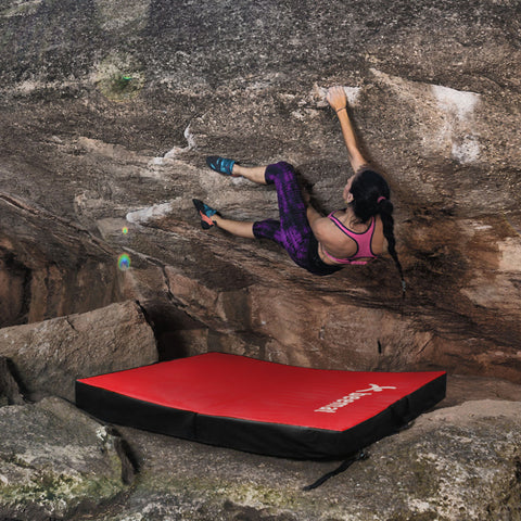 5 Top Bouldering Essentials – Beemat